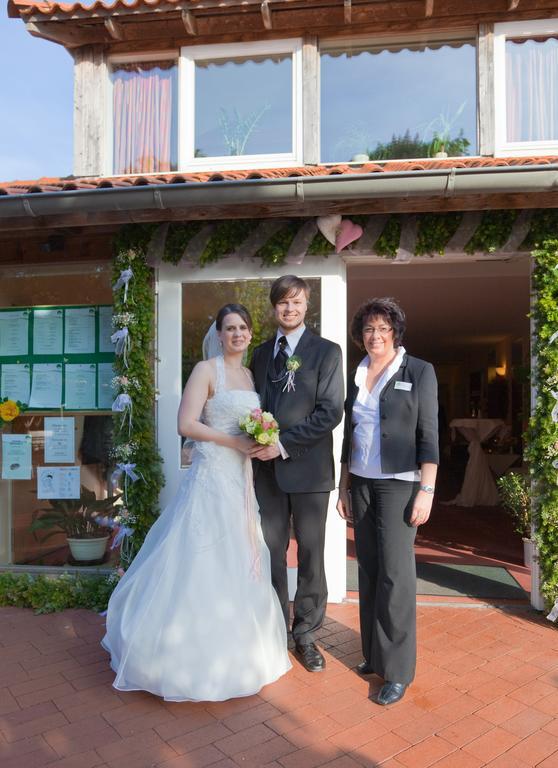 ホテル Oste Bremervörde エクステリア 写真